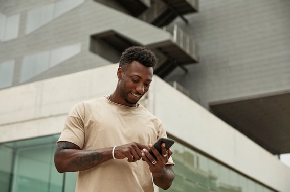 Meetinglink wird am Smartphone geteilt